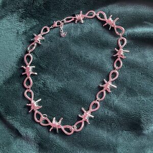 barbed wire necklace